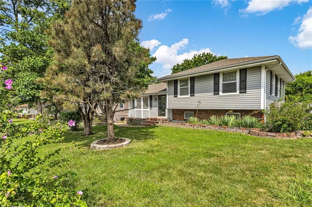 1304 NW 65th Terrace, Kansas City, MO 64118 - #1