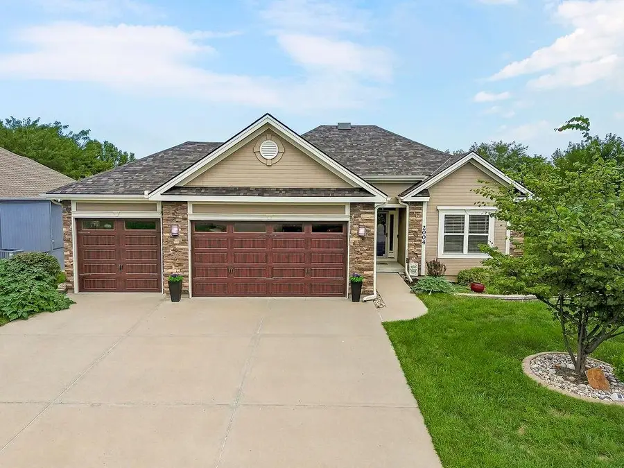 2004 NE 197th Court, Smithville, MO 64089 - #2
