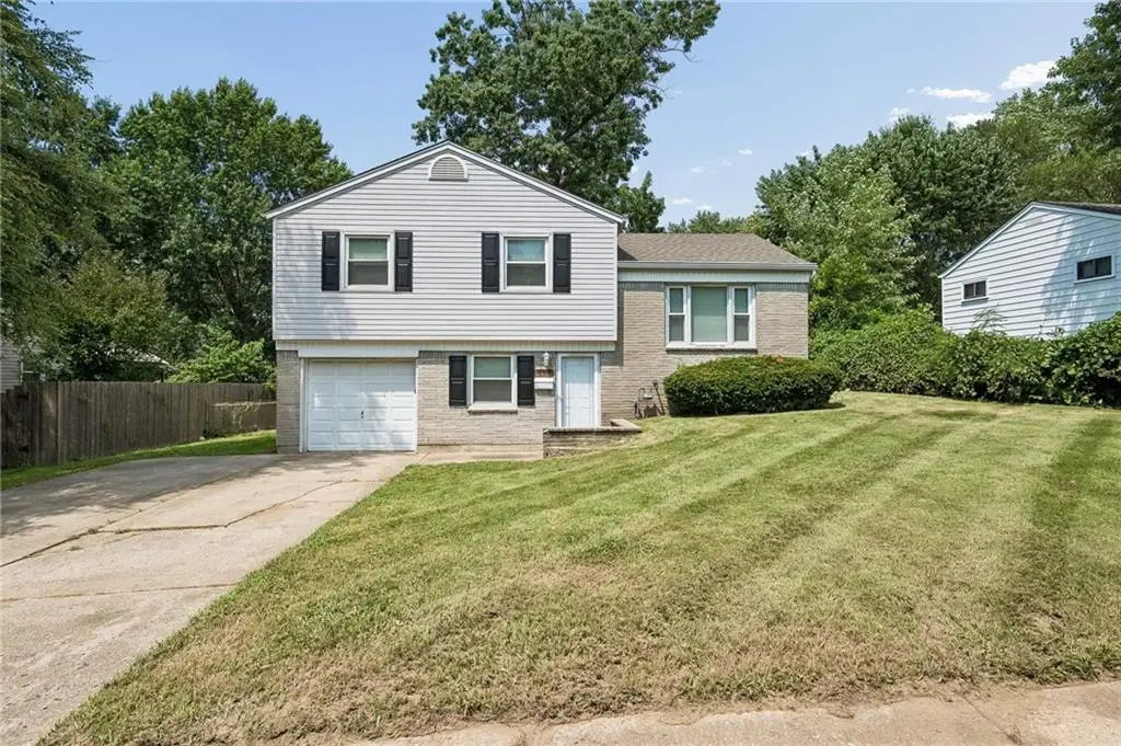 16412 E 32nd Street S, Independence, MO 64055 - #1