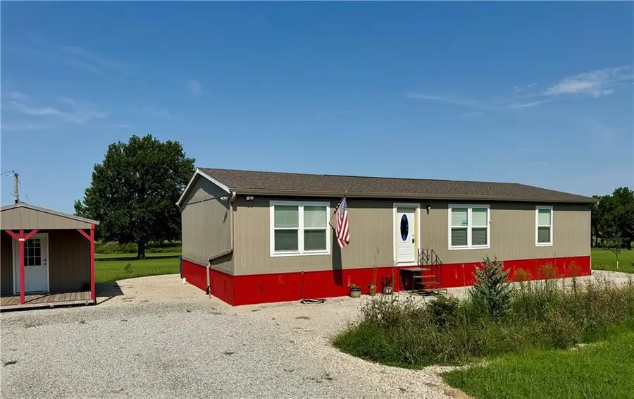311 N 5th Street, New Strawn, KS 66839 - #2