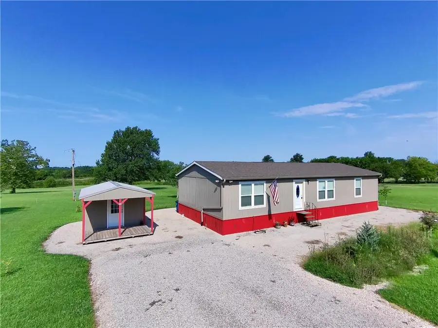 311 N 5th Street, New Strawn, KS 66839 - #3