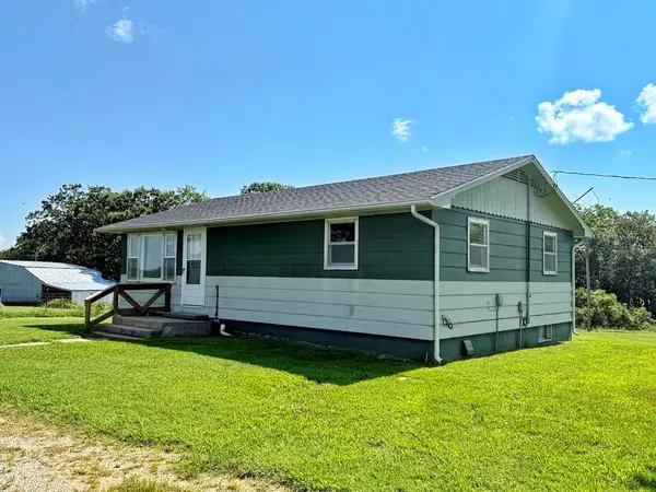 2025 S 363 Road, El Dorado Springs, MO 64744