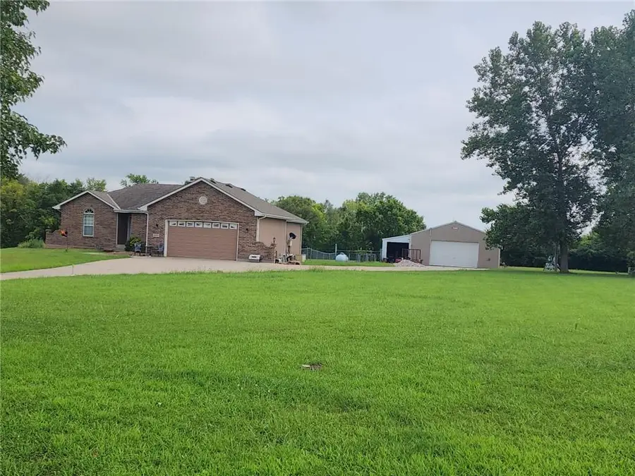 19505 E 217 Street, Harrisonville, MO 64701 - #2