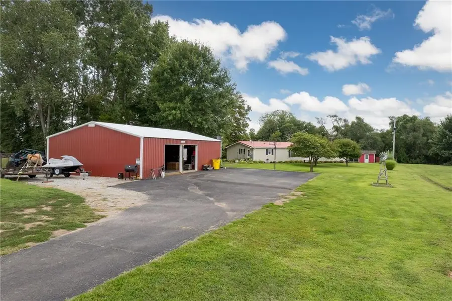 10825 72nd Road Se, Agency, MO 64401 - #3