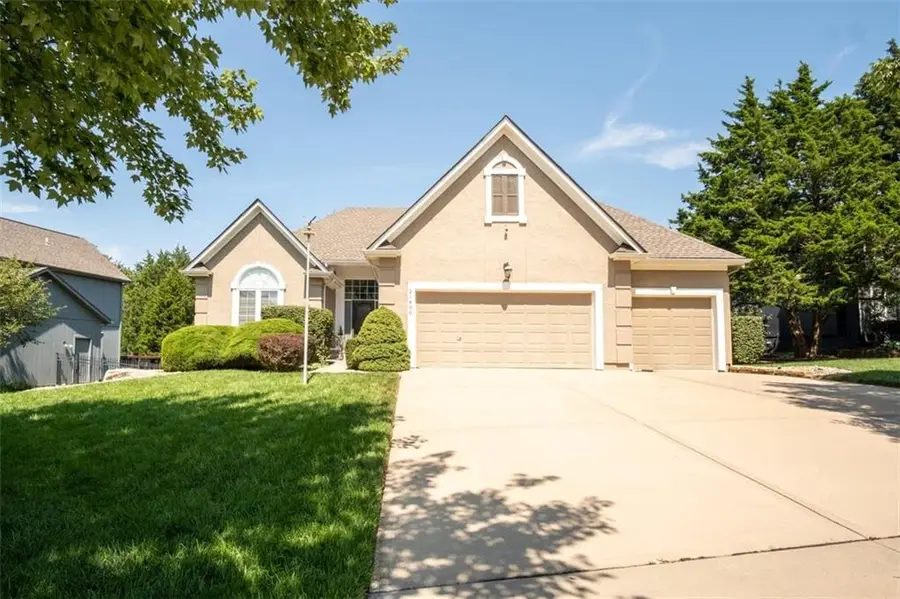 21400 W 98th Place, Lenexa, KS 66220 - #3