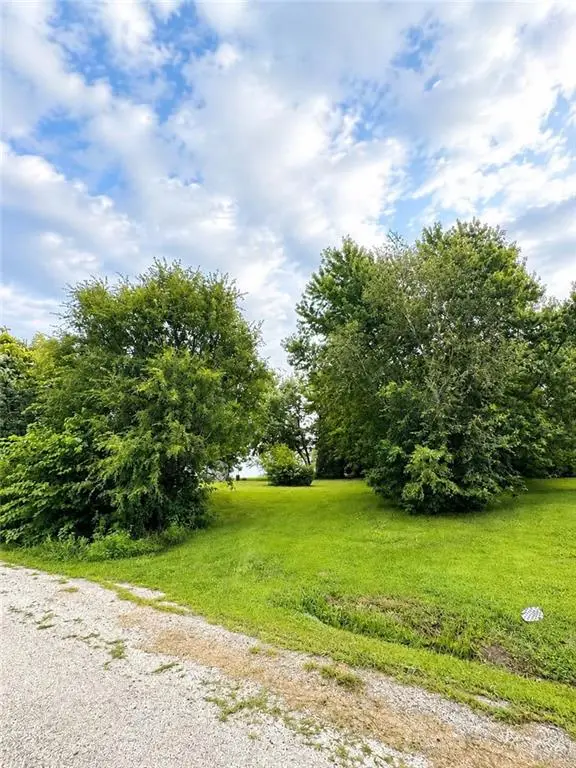 207 N High Street, Grant City, MO 64456 - #2