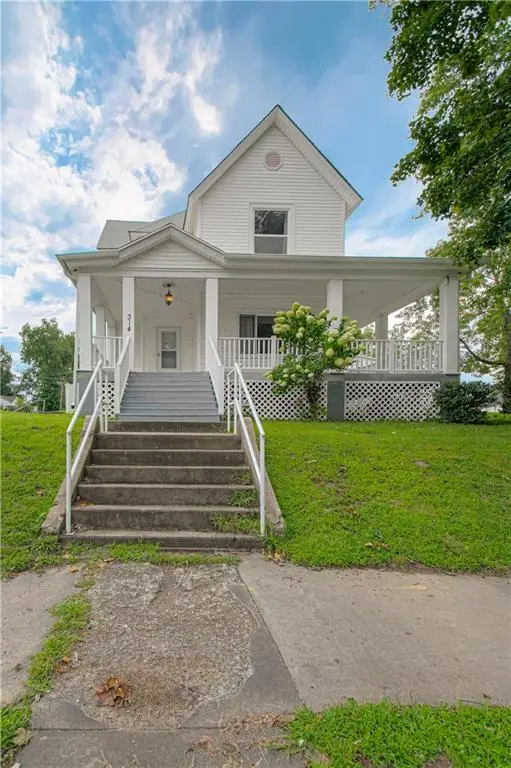 314 N Main Street, Carrollton, MO 64633 - #2