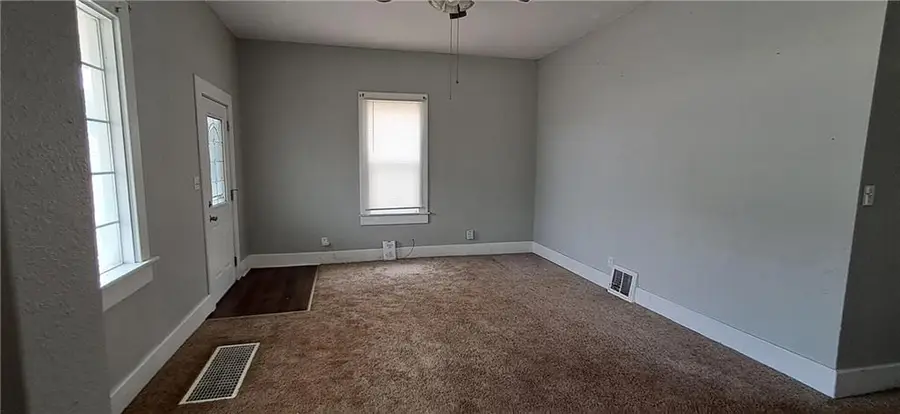 304 Alabama Street, Saint Joseph, MO 64504 - #3