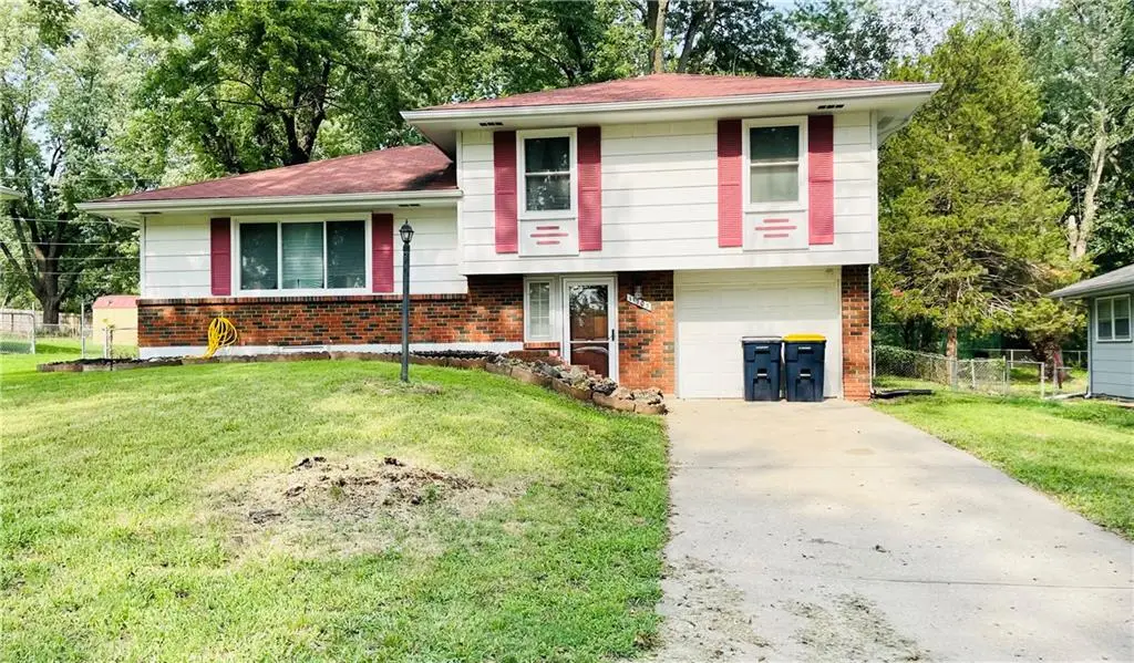 11703 Belmont Avenue, Kansas City, MO 64134 - #1