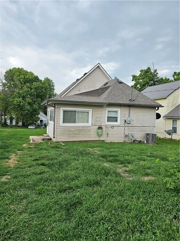 240 W 11th Street, Horton, KS 66439 - #2