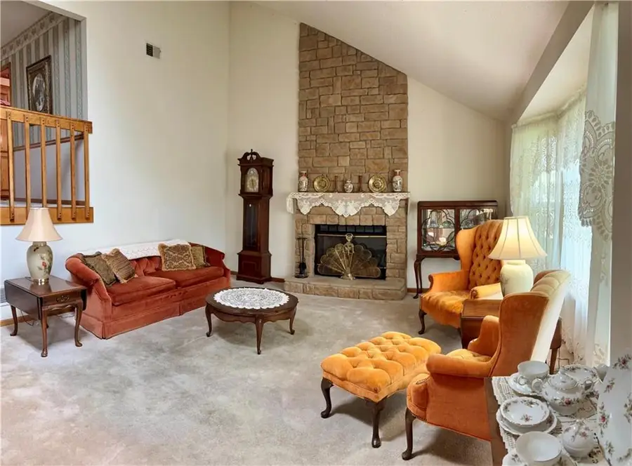 14606 Bristol Avenue, Grandview, MO 64030 - #3