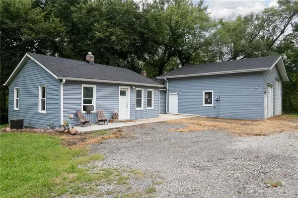 400 Austin Street, St Joseph, MO 64505
