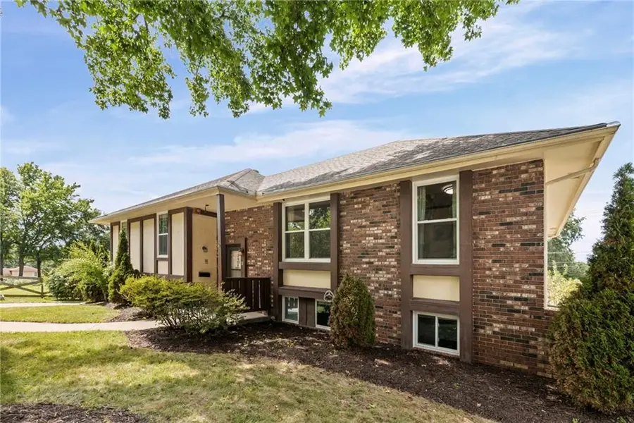 3408 S Phelps Road, Independence, MO 64055 - #2