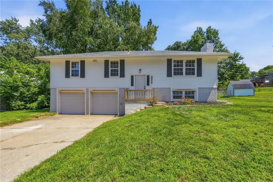 8815 N Grand Avenue, Kansas City, MO 64155 - #2