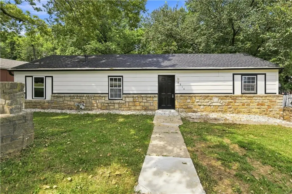 8310 Ottawa Street, De Soto, KS 66018 - #1