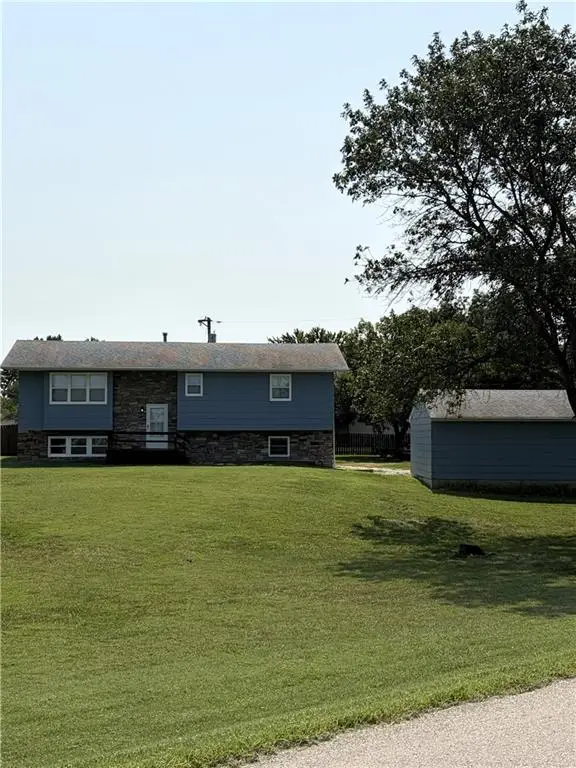 1017 Willett Street, Burlington, KS 66839 - #2