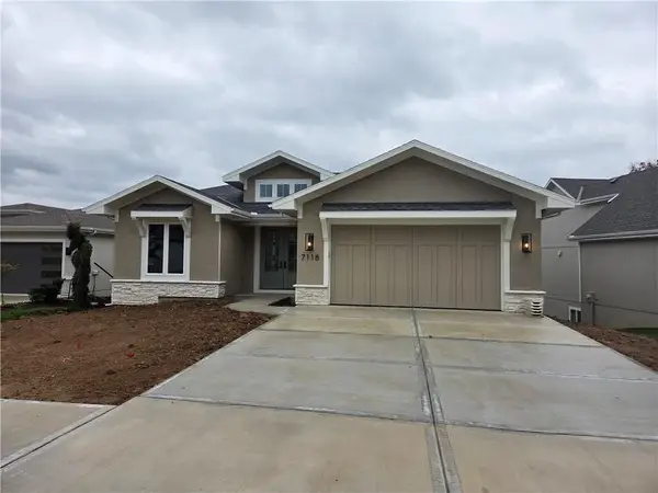 7235 Westgate Street, Shawnee, KS 66216