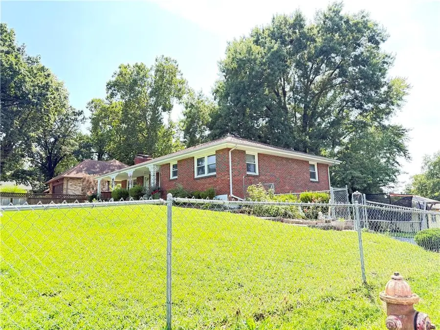1812 N 59th Street, Kansas City, KS 66102 - #3