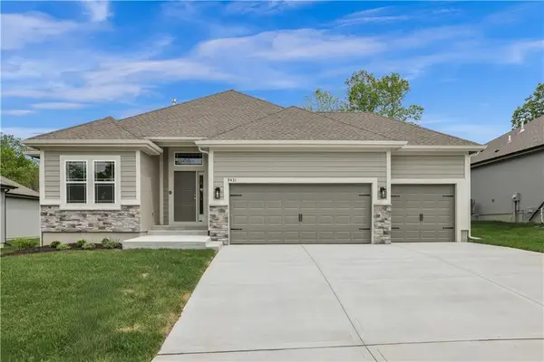 3323 NW 93rd Street, Kansas City, MO 64154
