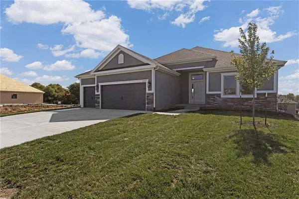 3311 NW 93rd Street, Kansas City, MO 64154