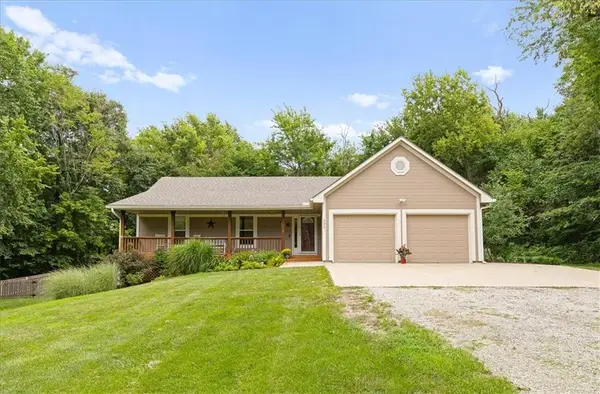 525 NW 1891 Road, Kingsville, MO 64061