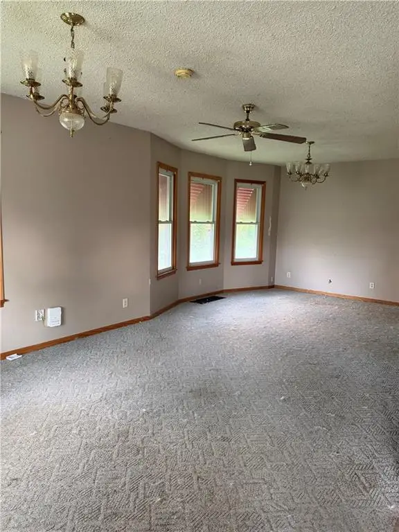 2806 Duncan Street, Saint Joseph, MO 64507 - #2