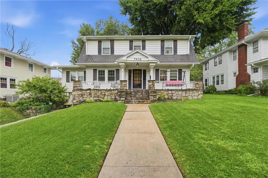 7432 Jarboe Street, Kansas City, MO 64114 - #1