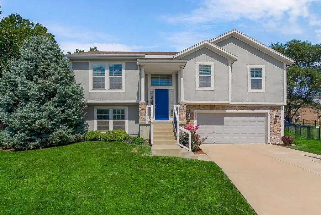 19588 W 107th Street, Olathe, KS 66061 - #1