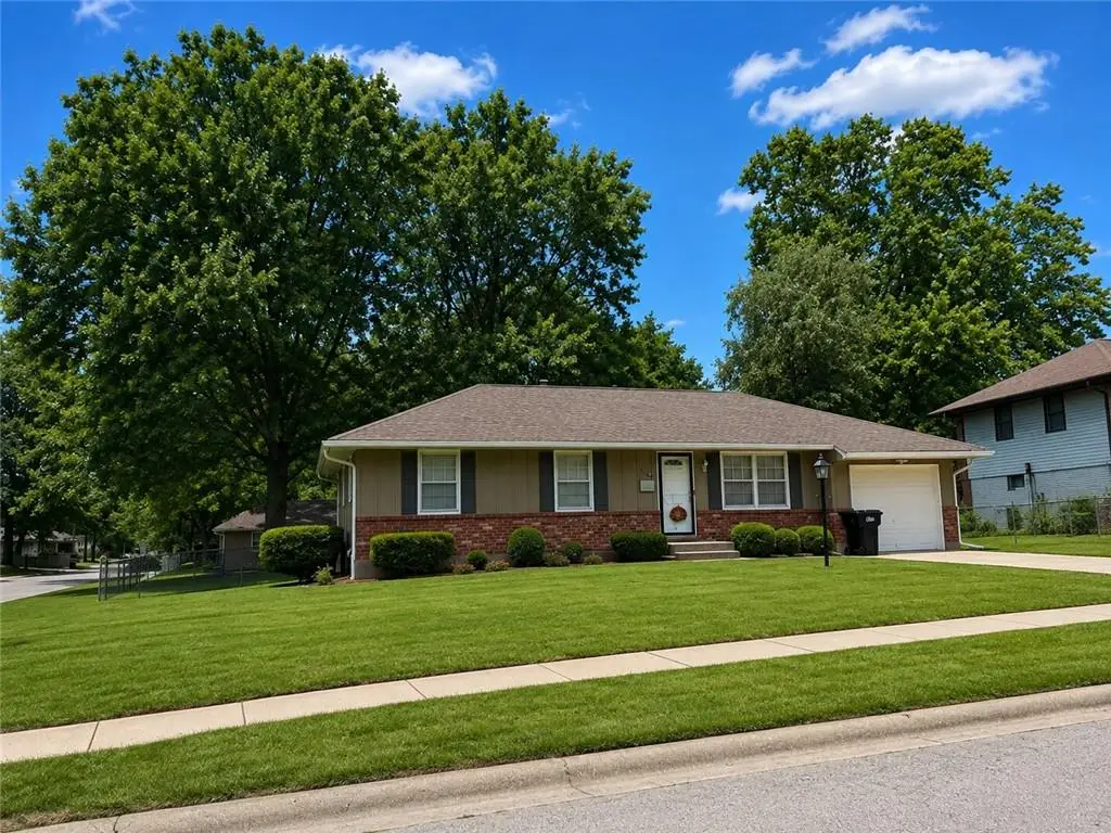 15505 E 36th Terrace S, Independence, MO 64055 - #1