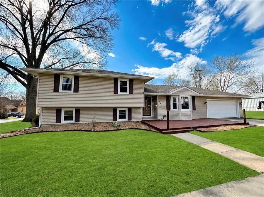 920 S New York Avenue, Sedalia, MO 65301 - #2