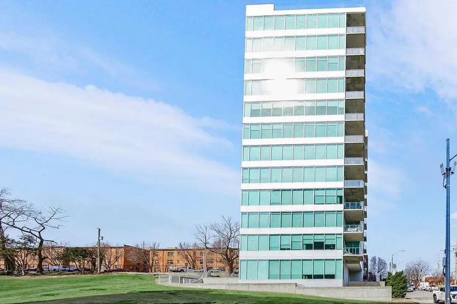4646 Broadway Boulevard #3S, Kansas City, MO 64112 - #3