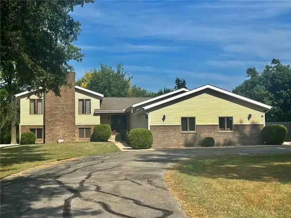 23027 Queens Road, Parsons, KS 67357