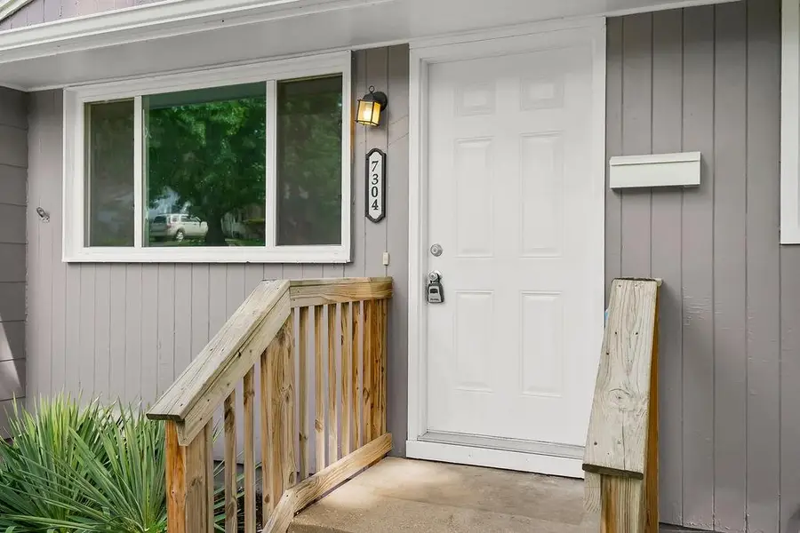 7304 E 85th Terrace, Kansas City, MO 64138 - #2
