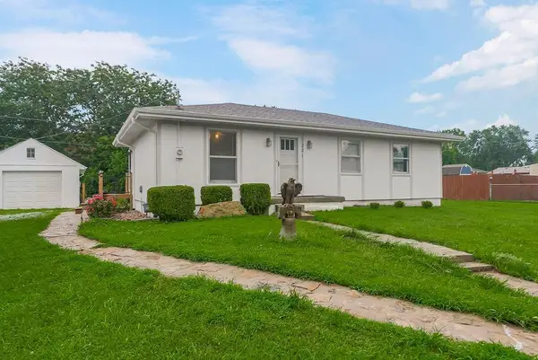 201 W 8th Street, Edgerton, KS 66021