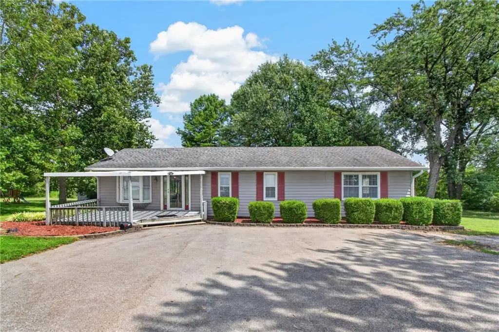 21405 S Harper Road, Peculiar, MO 64078 - #1