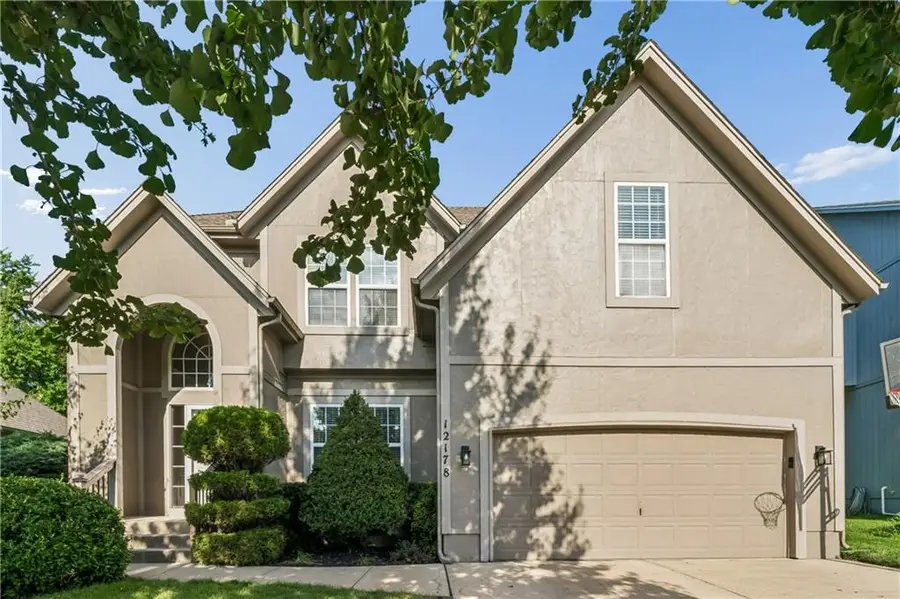 12178 S Prairie Creek Parkway, Olathe, KS 66062 - #3