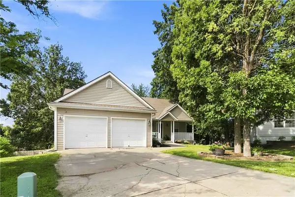 16915 E 41st Terrace S, Independence, MO 64055