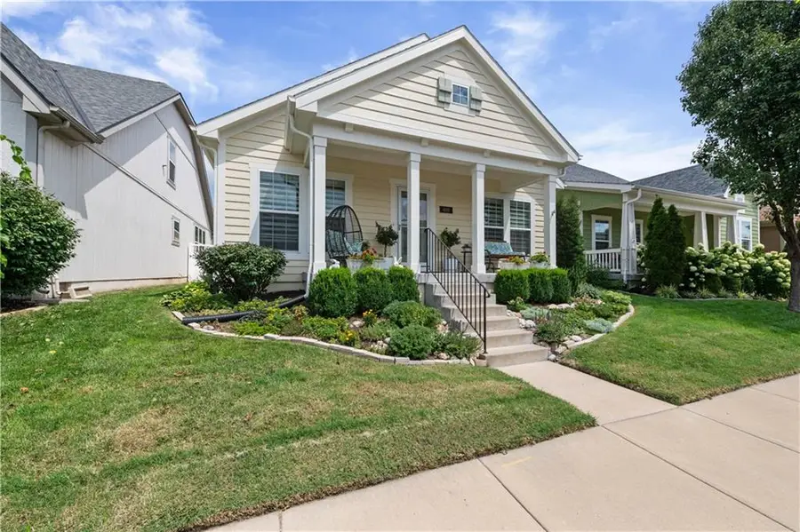 408 E 31st Avenue, Kansas City, MO 64116 - #3