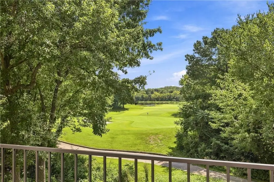 15145 Pawnee Circle, Leawood, KS 66224 - #2