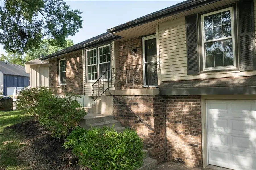 1321 SW 22nd Street, Blue Springs, MO 64015 - #3