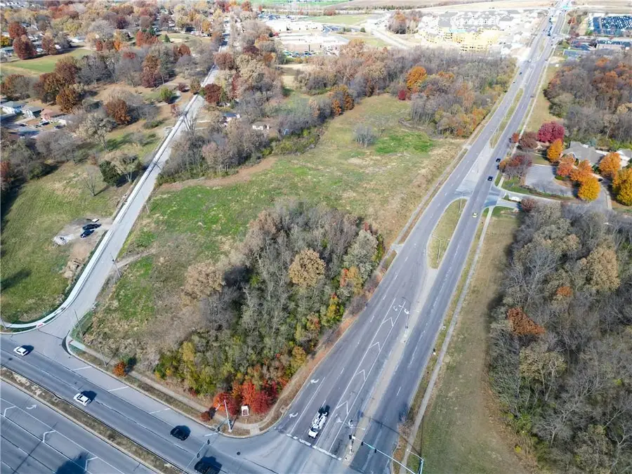 8500 N Baughman Road, Kansas City, MO 64154 - #3