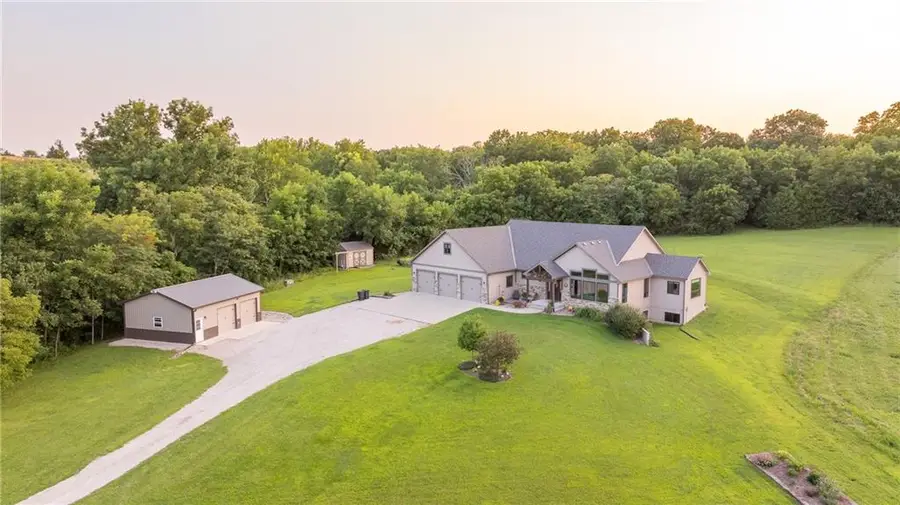 36920 Edgerton Road, Osawatomie, KS 66064 - #2