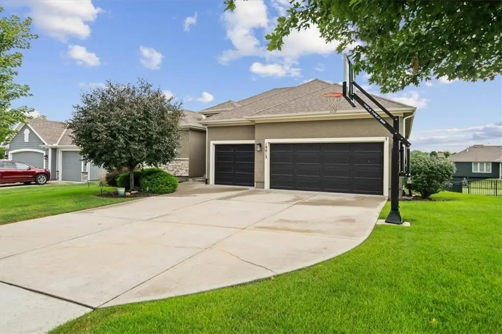 19013 Deer Run Street, Spring Hill, KS 66083 - #1