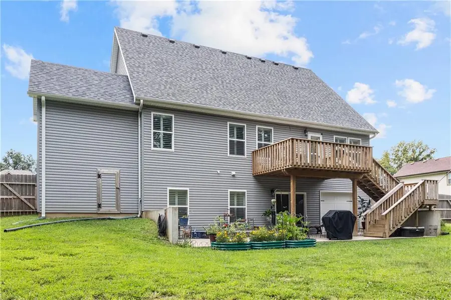 7 SE 230 Road, Warrensburg, MO 64093 - #2