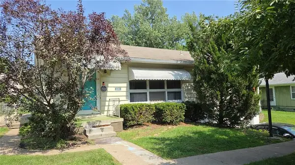 2307 Valley Brook Lane, St Joseph, MO 64503