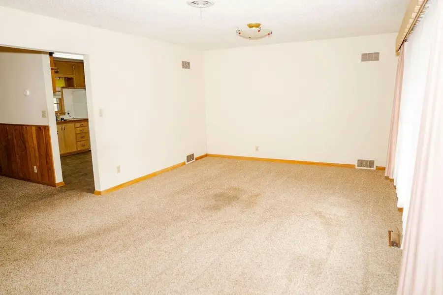 300 Huston Avenue, Altamont, KS 67330 - #3