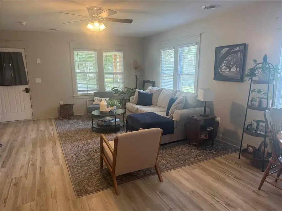 832 S Hickory Street, Ottawa, KS 66067 - #2