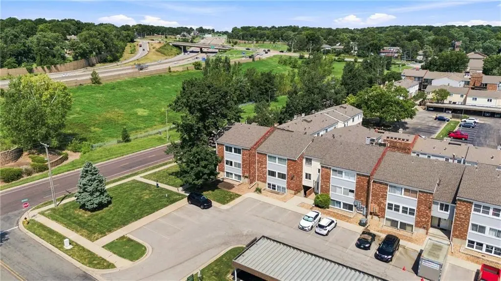 10240 W 96th Terrace #B, Overland Park, KS 66212 - #1