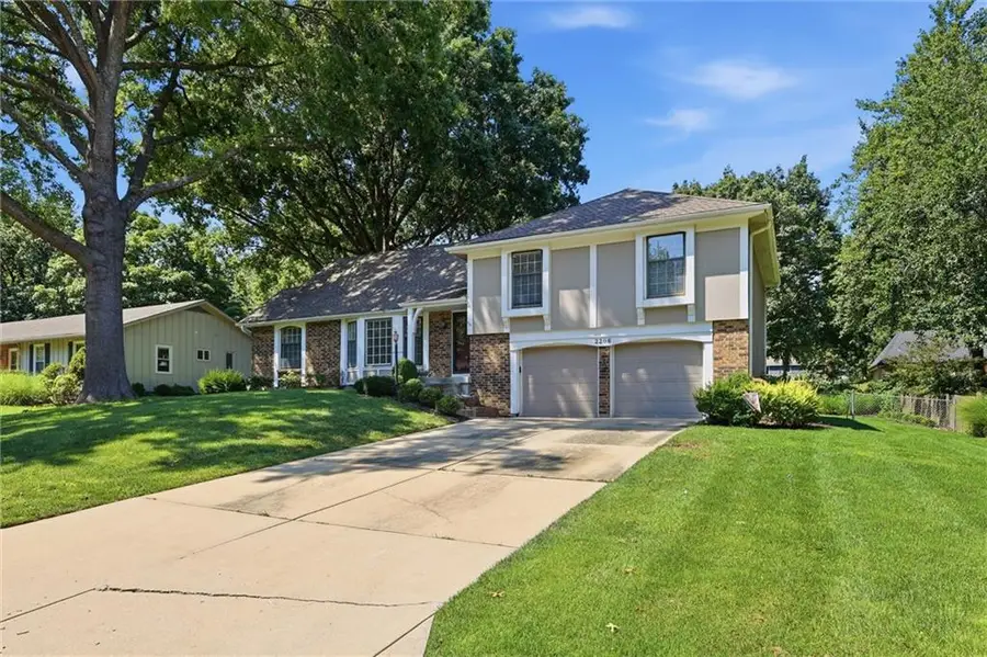 2206 W 120th Street, Leawood, KS 66209 - #2