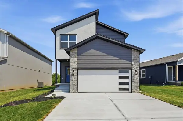 806 Glenn Circle, Raymore, MO 64083